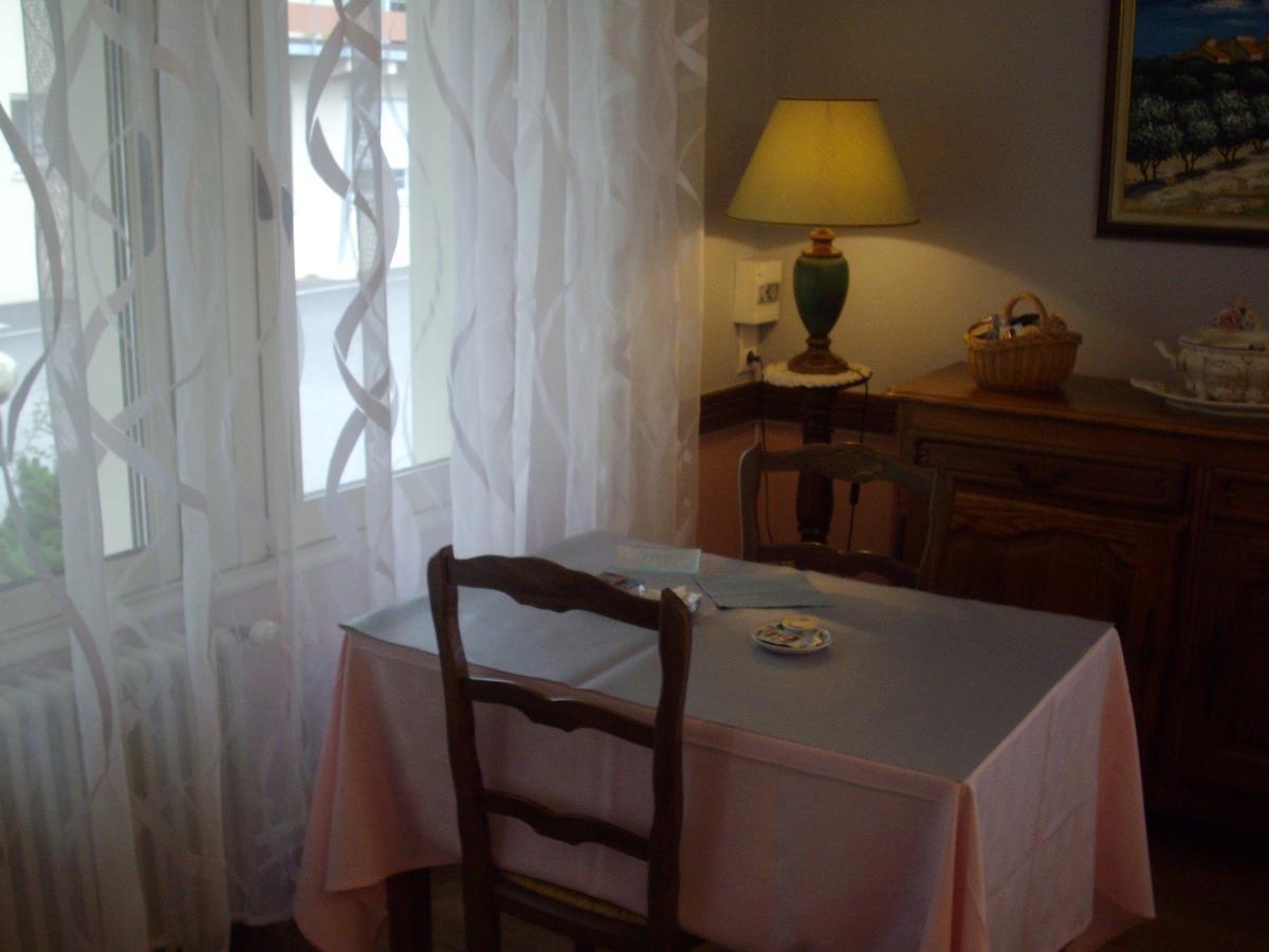 Hotel Restaurant Anglade Le Nayrac Buitenkant foto